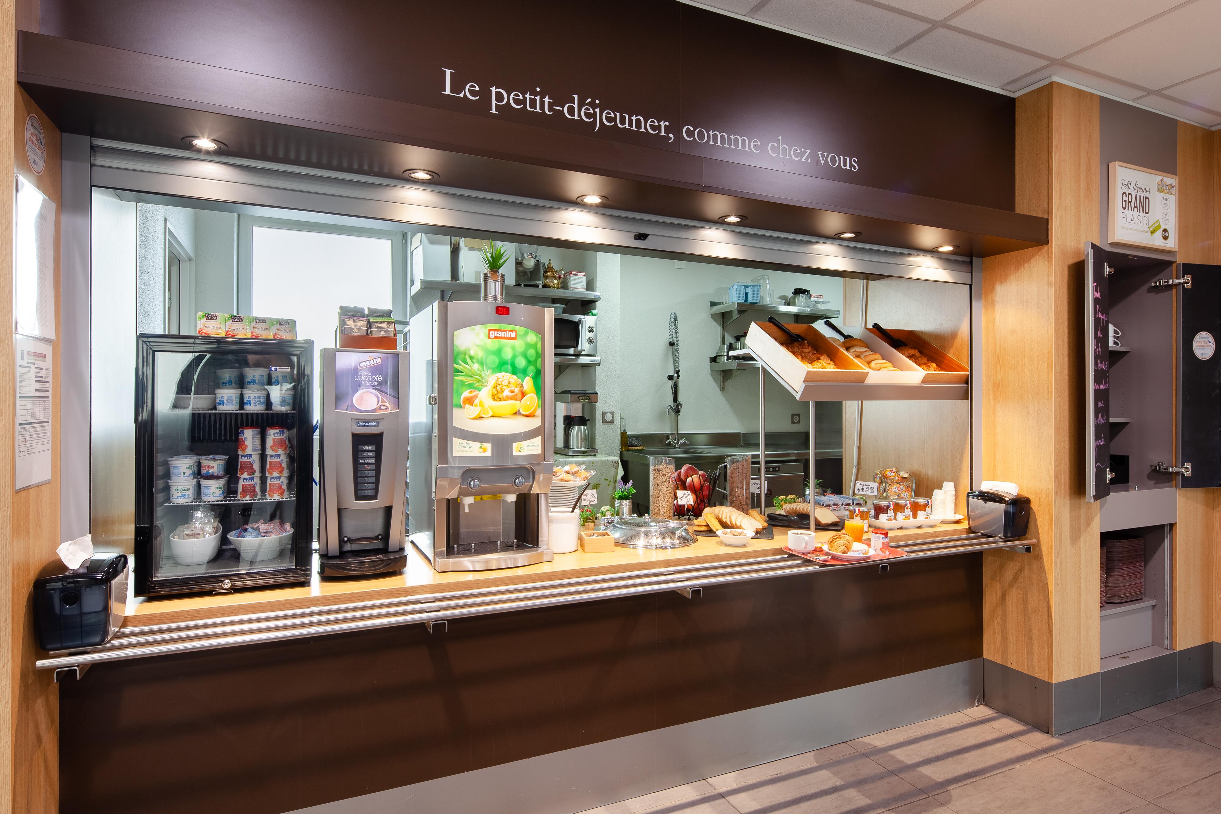 B&B Hotel Paris Le Bourget Exterior photo